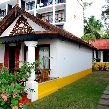Kovalam Beach Cottage Exterior foto